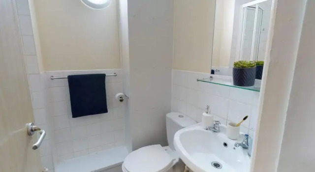 Номер Standard iQ Ty Willis House in Bangor 3 Min Walk to Bangor Station