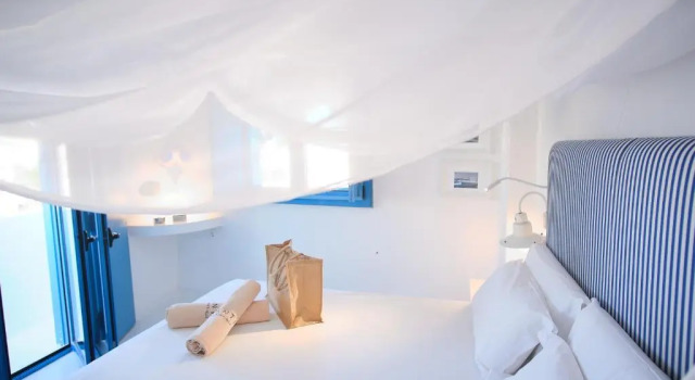 Двухместный номер Standard с частичным видом на море AVANTI Lifestyle Hotel