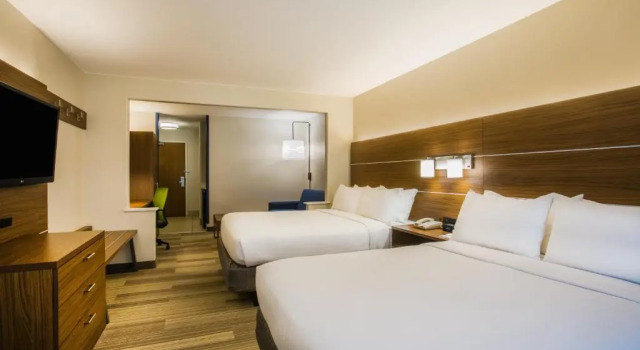 Люкс Holiday Inn Express Hotel & Suites Cedar City by IHG