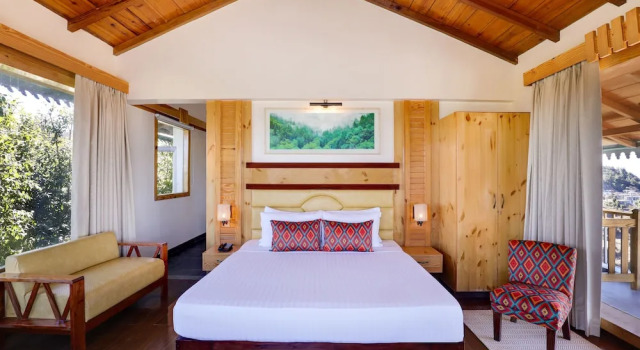 Номер Luxury Lemon Tree Hotel Mukteshwar
