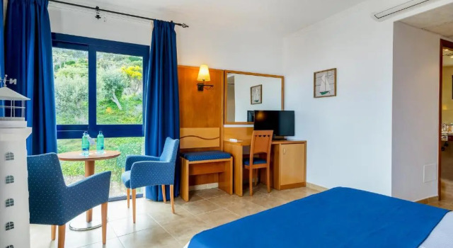 Двухместный номер Superior Hotel Garbi