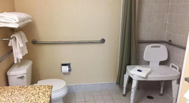 Номер Standard Best Western PLUS Hannaford Inn & Suites