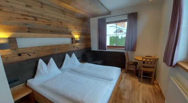 Двухместный номер Standard Hotel Starjet