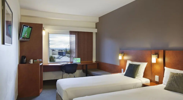 Трёхместный номер Standard ibis Hamilton Tainui