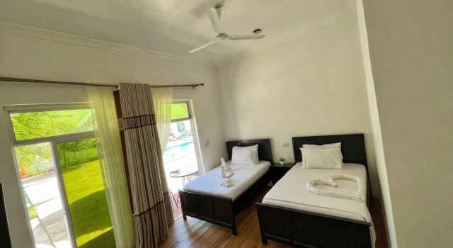 Двухместный номер Standard с видом на бассейн Sunrise Hotel & Resort
