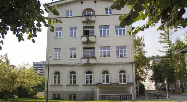 C - Punkt Hostel, Забронировать Хостел Хостелы Любляна, рядом с Железнодорожный вокзал Любляны, Хостел