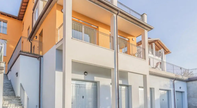 Casa Tre Sole in Lierna, Book Lejlighed Hoteller i Lierna med parkering, Parkering