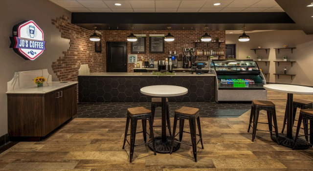 Lakeside Hotel Casino, Rezerwuj Hotel Hotele w Iowa z basenem, Basen