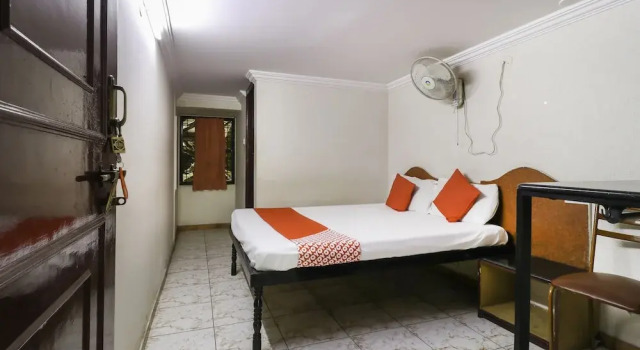 Hotel Raja Galaxy, Забронировать Отель Бангалор штат Карнатака, рядом с Indian Institute of Management Bangalore