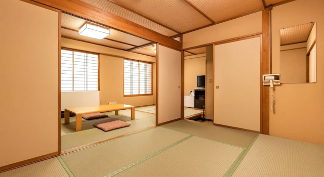 Номер Standard c 1 комнатой Ooedo Onsen Monogatari Kounkaku