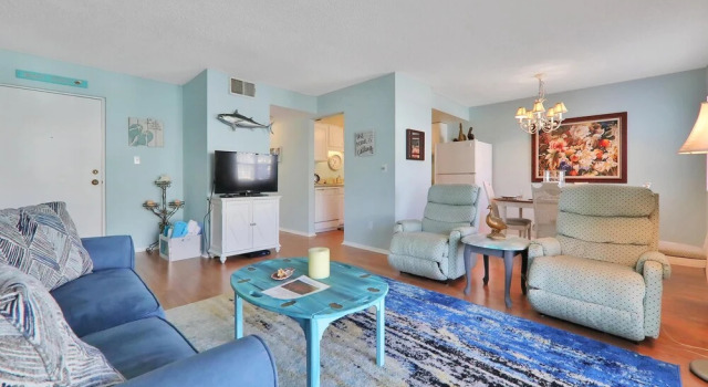 Colony Beach Club, Забронировать Отель Нью-Смирна-Бич Daytona Beach Area, рядом с Парк 27 Авеню