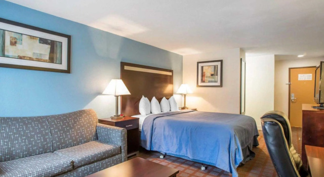 Номер Standard Quality Inn near Mammoth Mountain Ski Resort