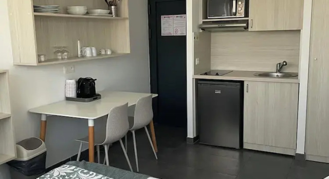 Студия Standard Apartment Malibu Village by Interhome