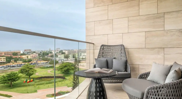 Номер Luxury Sofitel Cotonou Marina Hotel & Spa