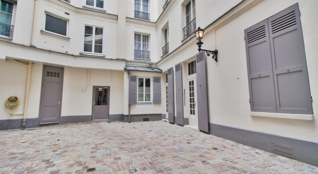 Very Cosy Parisian Apartment, Забронировать Апартаменты/квартира Париж Иль-де-Франс, рядом с Порт Дофин