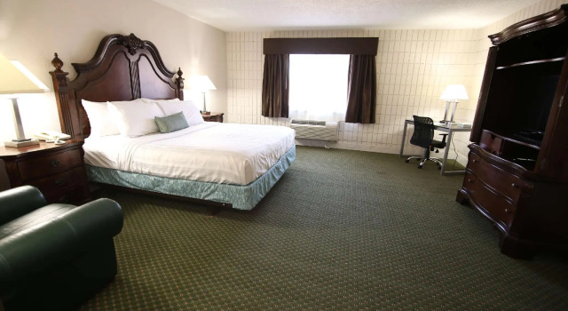 Двухместный номер Standard Baymont Inn and Suites by Wyndham Farmington, MO