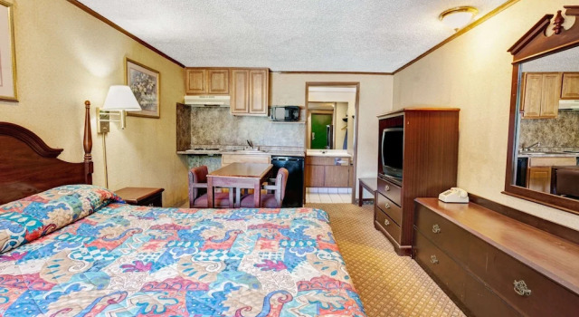 Двухместный номер Premium Knights Inn Detroit Area Sterling Heights