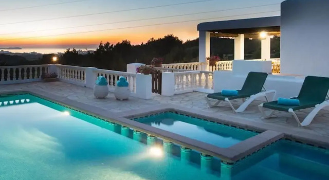 Belvilla by OYO Cantito, Book Vacation Home Sant Antoni de Portmany 