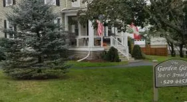 The Garden Gate Bed and Breakfast, Rezerwuj Hotel St. Andrews Kanada