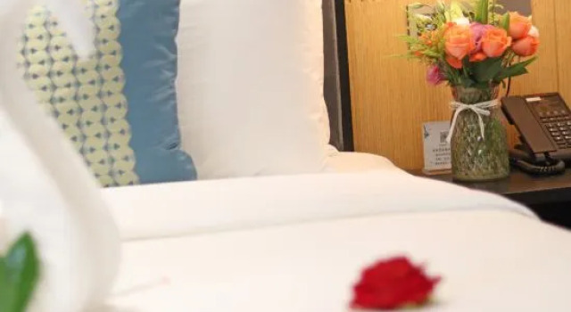 Familie Suite L'Oréal County Hotel (Changsha Desiqin Square Maozhutang Metro Station Branch)