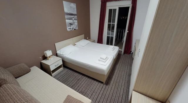 Трёхместный номер Standard с балконом и с видом на море Hotel Belveder