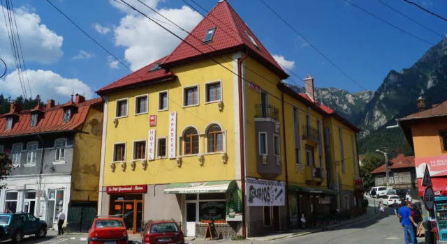 Hotel Marasesti, Rezervovat Hotel Hotely v Prahova Valley s parkováním, Parkování