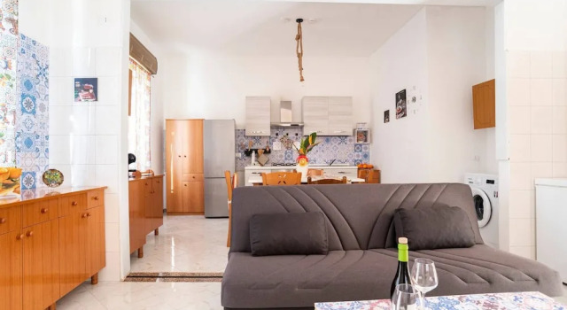 Villa Immersed in Relaxation 500 Metres From the Sea, Book Villa Hotels in Sicily with a Pool, Swimming Pool