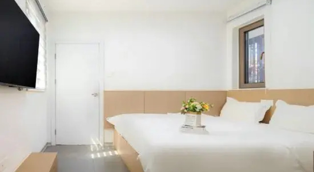Люкс Comfort Beijing Fulan Pavilion Courtyard Homestay