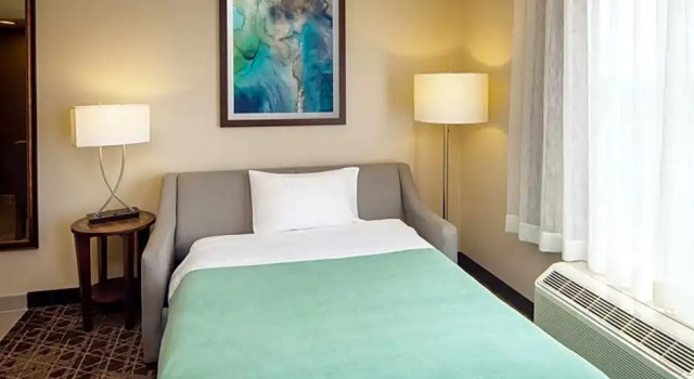 Шестиместный номер Standard Homewood Suites by Hilton Wallingford-Meriden