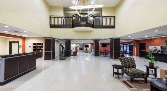 Wingate by Wyndham Lake Charles Casino Area