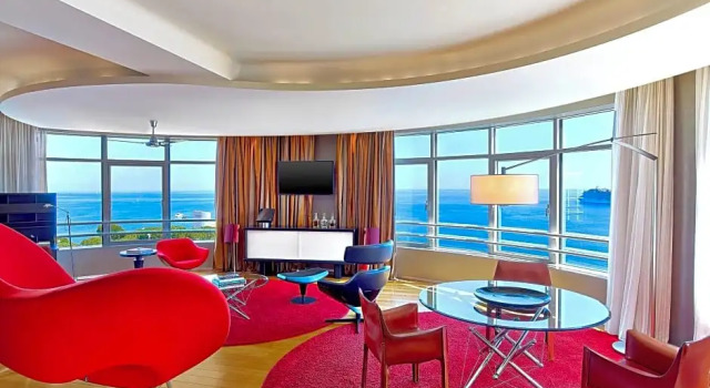 Двухместный люкс Presidential c 1 комнатой с балконом и с видом на море Le Méridien Beach Plaza
