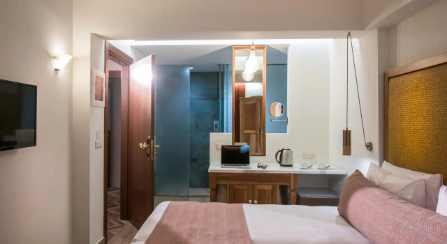 Полулюкс Anesis Blue Boutique Hotel