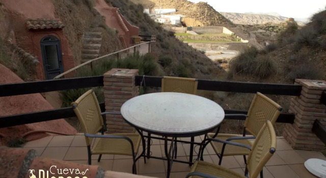 Cuevas Blancas Apartamentos, Buchen Sie Ferienwohnung Guadix Granada