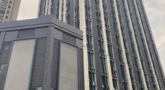 Manmanzhu Movie Apartment