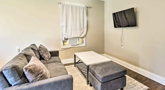 Апартаменты Modest Huntsville Studio w/ Full Kitchen!