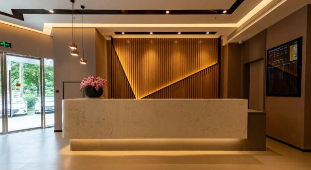 Homeinn Selected Hotel (Shenzhen Convention & Exhibition Center Gangxia Subway Station)