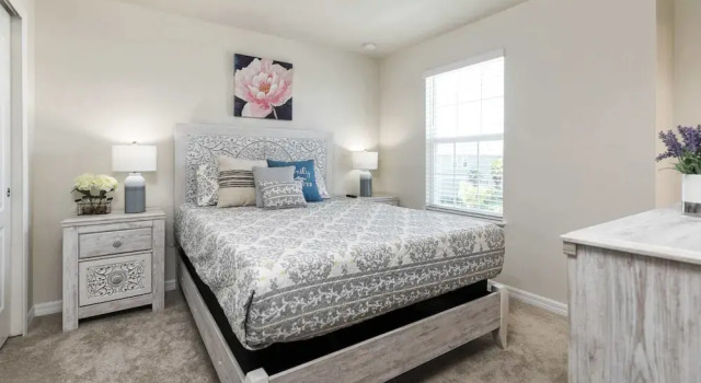 7BR Serene Home Close to Disney, Private Pool, Spa