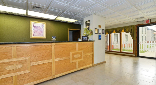 Deluxe inn Wytheville, Buchen Sie Hotel Wytheville 