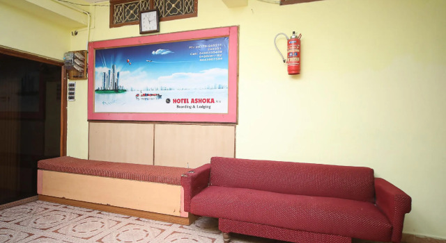 OYO 39194 Hotel Ashoka