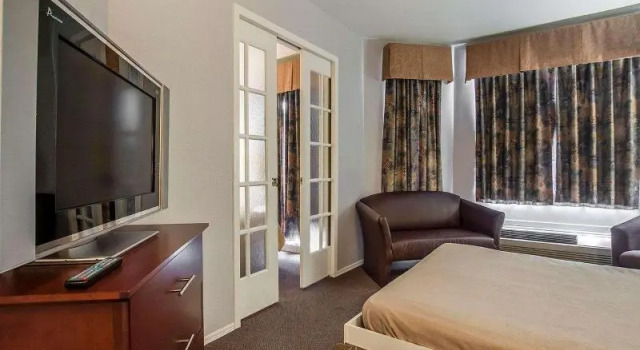 Люкс Standard Quality Suites