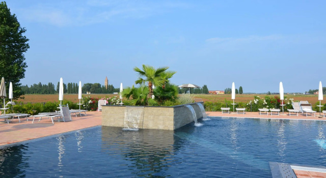 Quaint Apartment in Codigoro with Pool and Sauna
