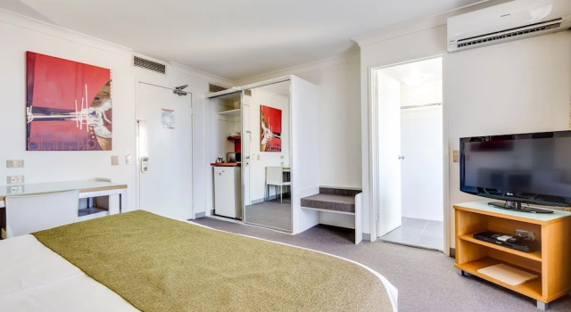 Номер Standard с балконом Hillcrest Apartment Hotel