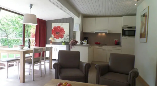 Ardennes Cottage Getaway for 4, Rezervovat Rekreační dům Hotely v Lutych s parkováním, Parkování