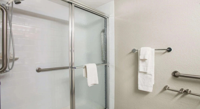 Одноместный люкс La Quinta Inn & Suites by Wyndham DC Metro Capital Beltway