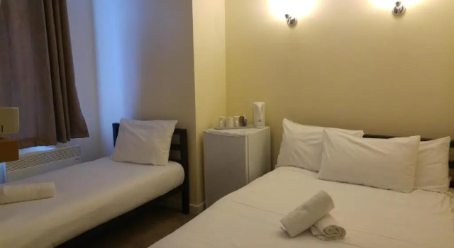 Трёхместный номер Standard City View Hotel Stratford