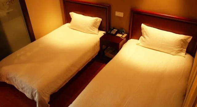 GreenTree Inn Shanghai Jiading Huancheng Road Express, Varaa Hotelli Jiading Shanghai