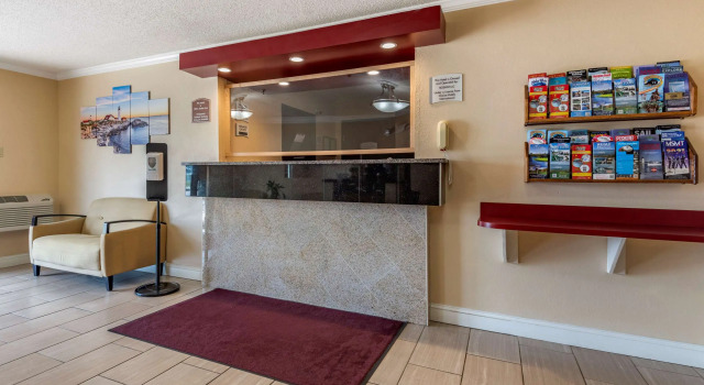 Quality Inn Sanford - Kennebunk, Rezerwuj Hotel  