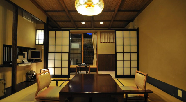 Shibu Onsen Kokuya