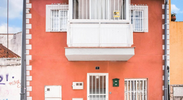 Pretty Holiday Home in Madrid With Solarium