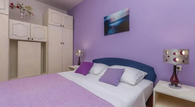 Awesome Home in Podlug With 4 Bedrooms, Wifi and Outdoor Swimming Pool
